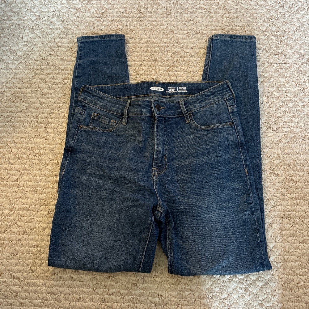 Old Navy Rockstar Super Skinny high rise